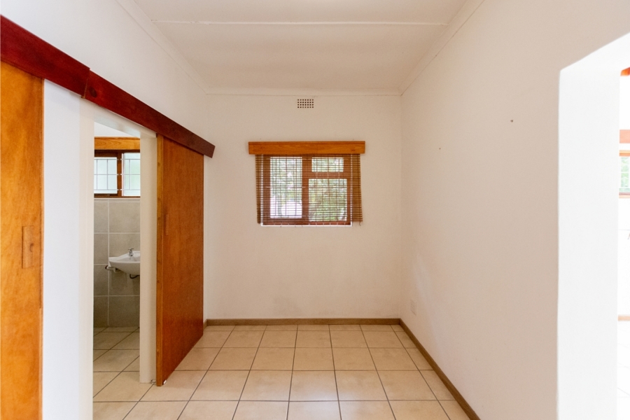 To Let 4 Bedroom Property for Rent in Dwarskersbos Western Cape